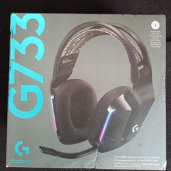 Logitech G733 wireless gaming headset