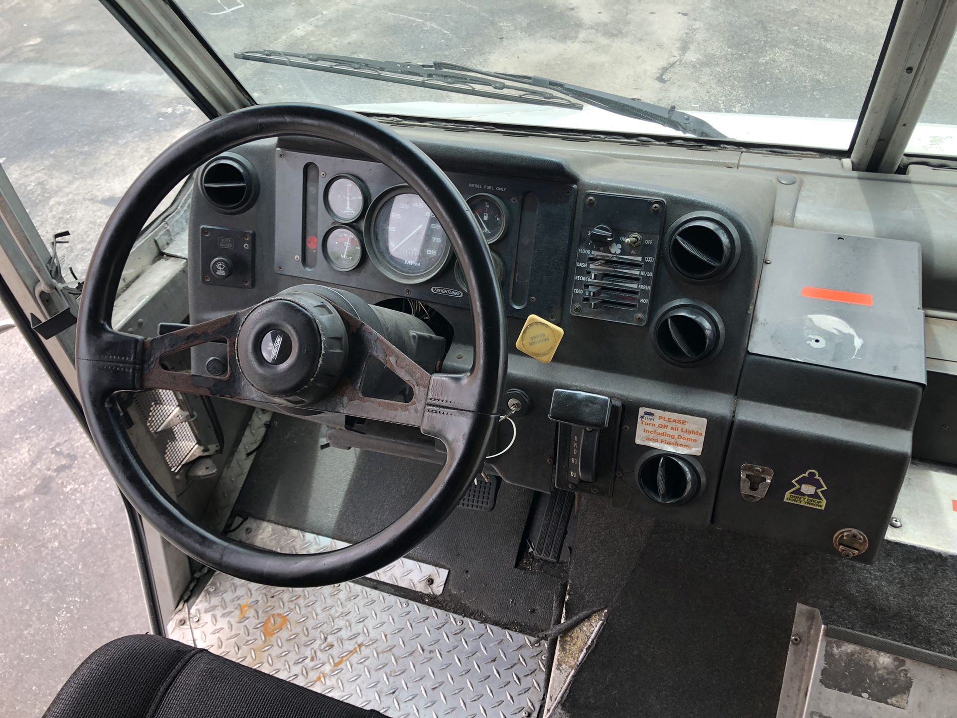 1998 Freightliner W700 Step Van, Box truck, Food truck for Sale in ...