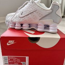 White Nike Shox TL size 9
