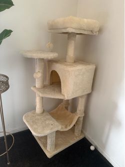 Cat tree/tower