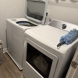 Whirlpool washer & Dryer 