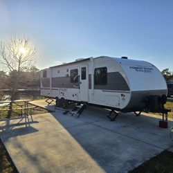 2025 Forest River 273QBXL Cruise Lite