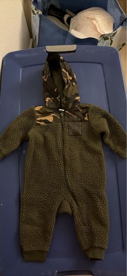Baby jumpsuits