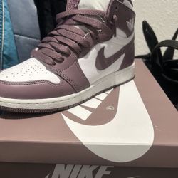 Jordan 1s High