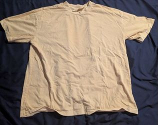 No boundaries oversized yellow tee