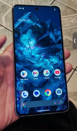 Google pixel 8 pro unlocked for all carriers (open to trades)