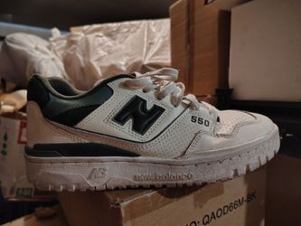 New Balance Women's Size 8 Shoes $45