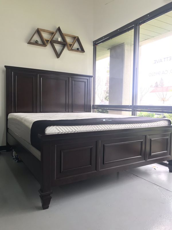 New Solid Wood Bed Frame Queen King Cal Mattress Set Sold Separately Box Spring Required For In Dublin Ca Offerup New Solid Wood Bed Frame Queen King Cal Mattress Set Sold Separately Box Spring Required