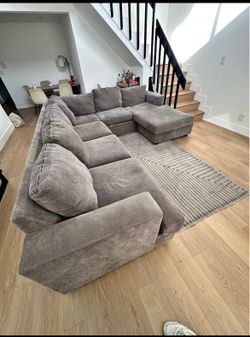 Sectional Couch