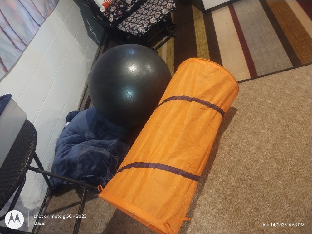 Play Tunnel Or Exercise Ball