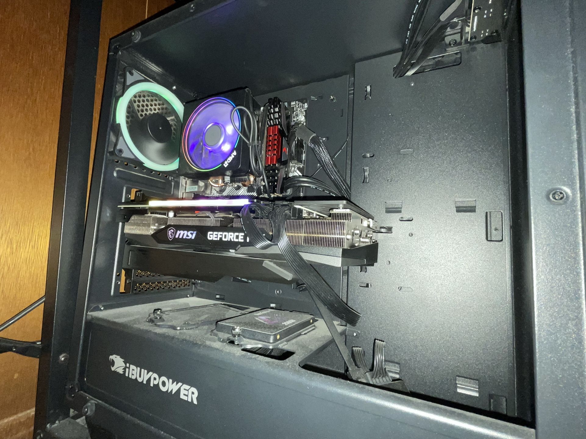 iBuyPower - Gaming PC - AMD Ryzen 7 3700X - 16 GB Memory - NVIDIA GeForce RTX 3060 Ti 12 GB