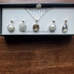 Necklace With Changeable Charms 