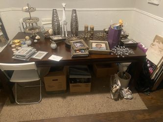 Very good condition table very heavy