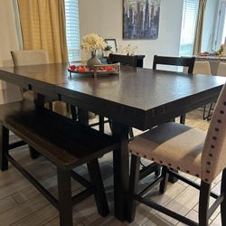 Dining Room Table & Bench & 4 Chairs