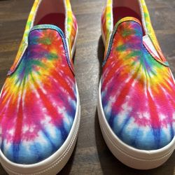 Skechers Slip-Ons (Tie dye)