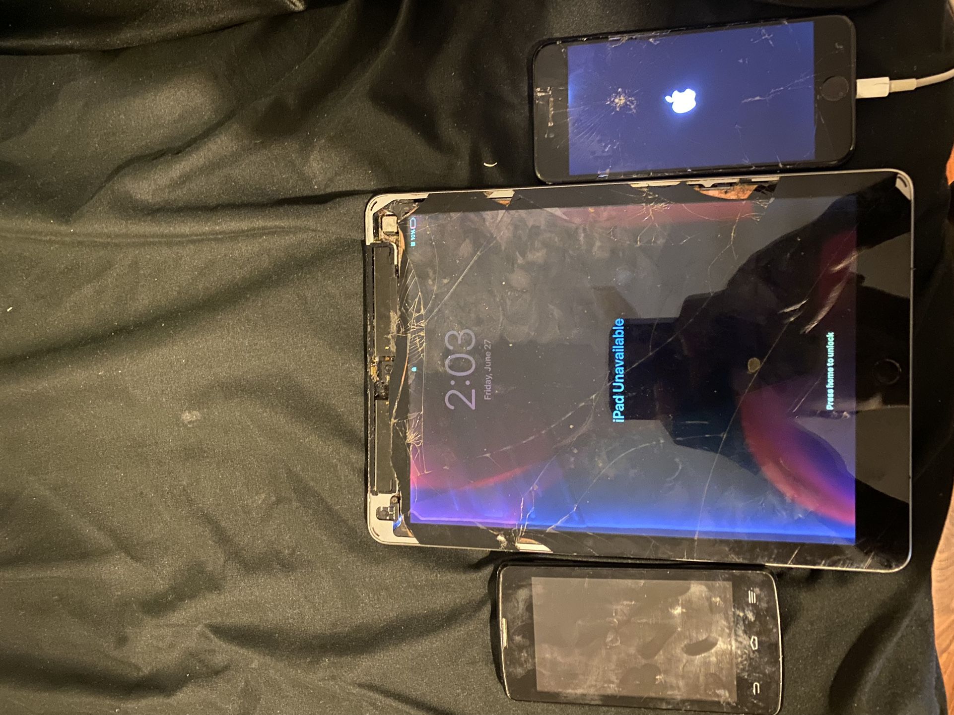 iPad And iPhone With Android