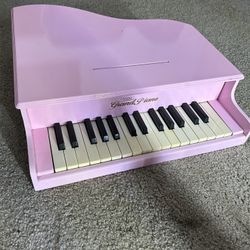 Vintage Pink Piano 