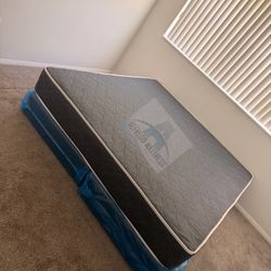 King mattress regular and box spring set (2pc - brand new) 