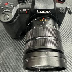 Panasonic LUMIX GH5 II BODY+LENS 