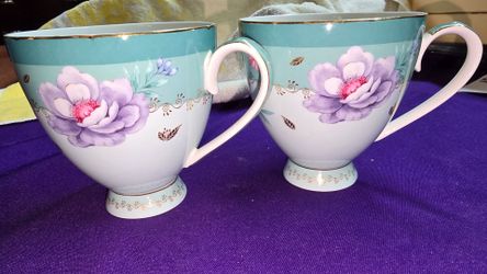 Pair of 2 GRACE TEAWARE Porcelain Mug Floral Motif Footed Gold Rim Tea Cup Teal  A93Z354