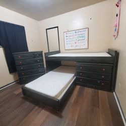 Bunkbeds. With Mattresses And Dressers