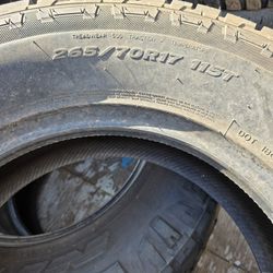 265/70/17 Tire