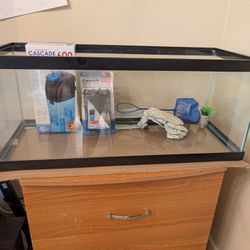 20 Gallon Aquarium With Filter Included