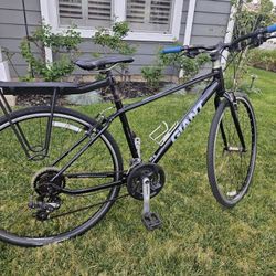 Giant escape 3 Hybrid Bike 