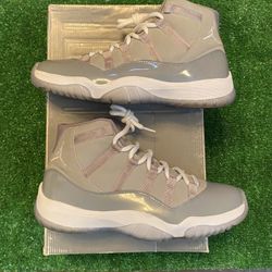 2011 Jordan Cool Grey 11s size 8.5  USED But Clean
