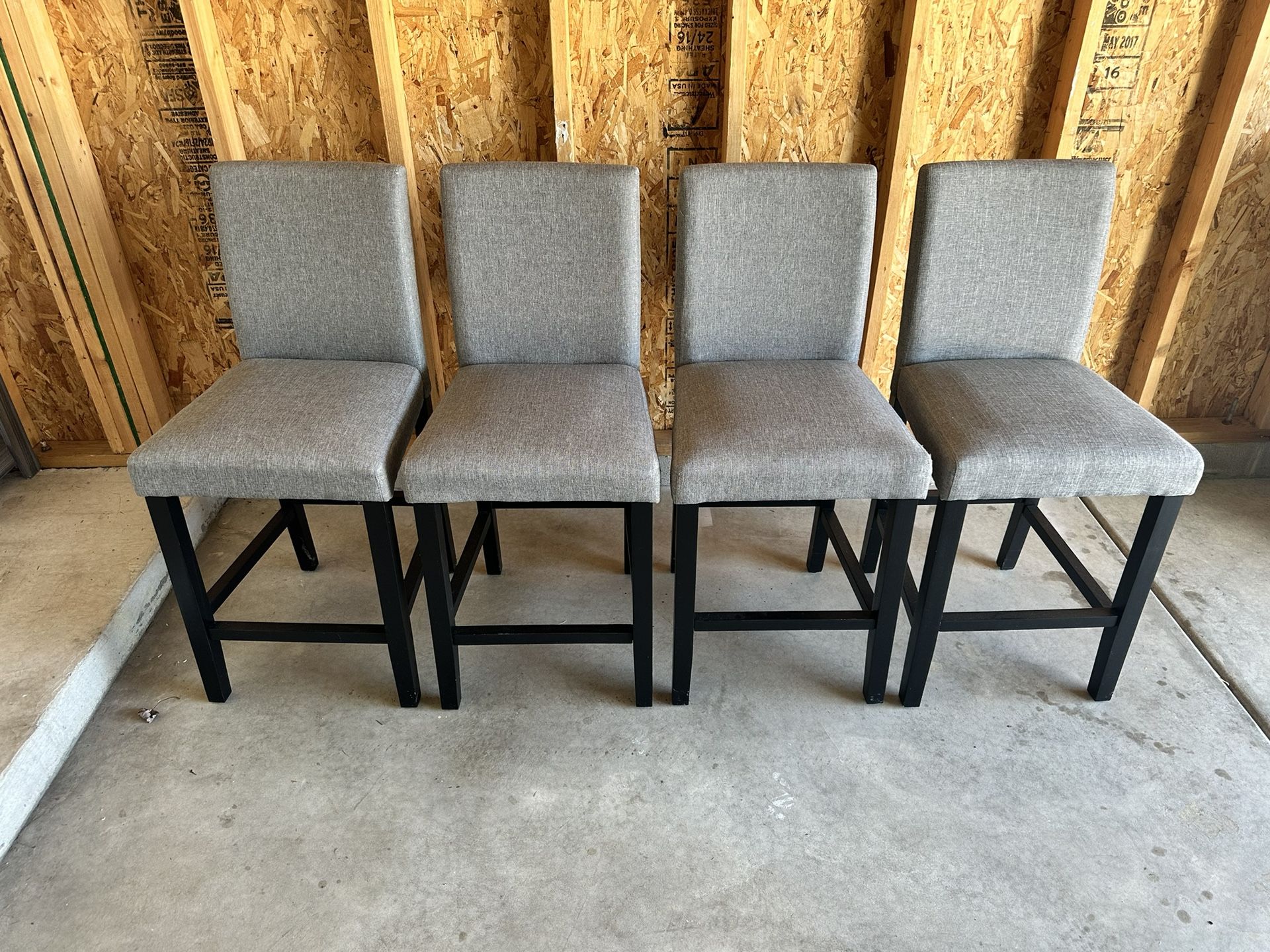 Wooden Cloth - Kitchen Island Chairs