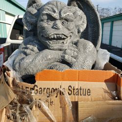 3ft led gargoyle statue