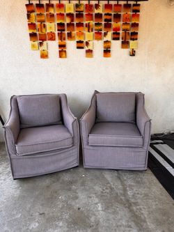 Swivel chairs set