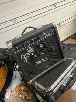 Fender Frontman 15 PR 241 Guitar Practice Amp – Made in Mexico