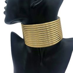 GOLD COLOR ETHNIC STYLE STATEMENT NECKLACE & BRACELET SET 