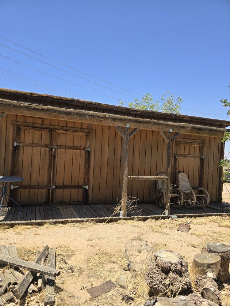 Shed