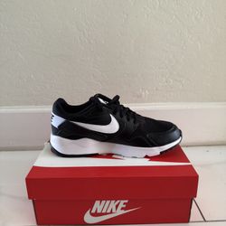 Nike sneakers for Kids