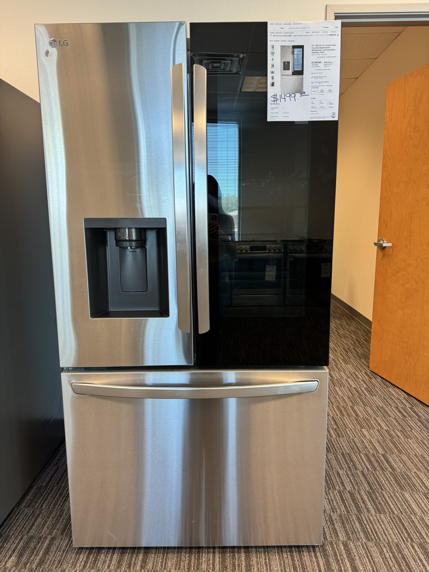 LG SmartView Counter Depth French Door Refrigerator 