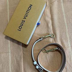 Louis Vuitton Bandouliere Vachetta Leather Strap