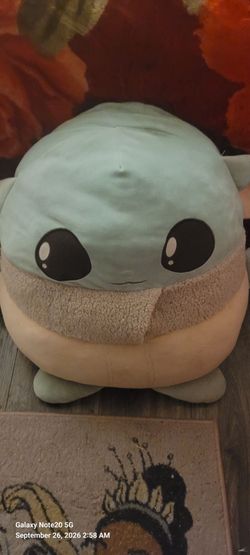 Baby Yoda squishmellow