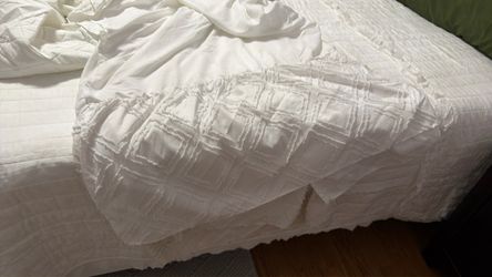 White Textured Quilt or Duvet Cover