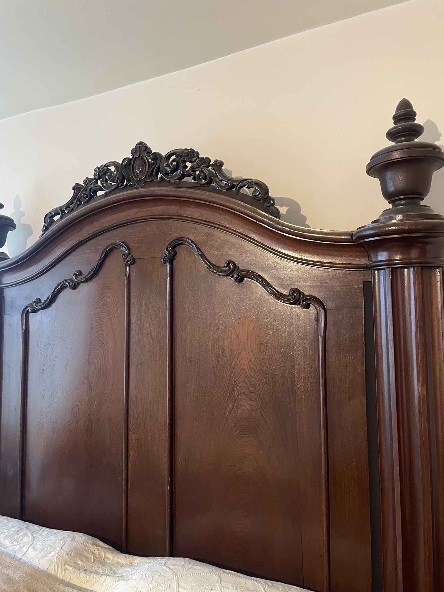 Antique Victorian California King Bed