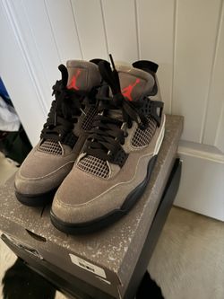 Jordan 4s