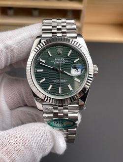 Rolex Datejust 41mm Green Motif Dial Jubilee Bracelet Automatic Date