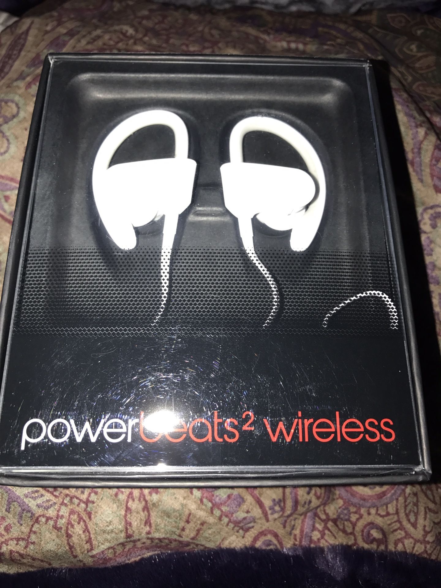 Power beats 2 wireless never opened. Local pick up only. No shipping.