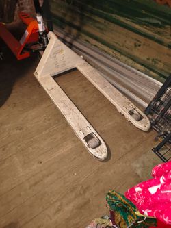 Manual Pallet Jack Forks