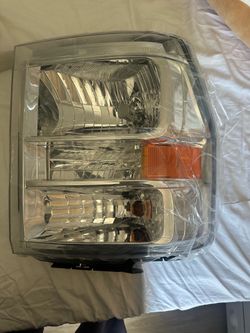 ECCPP Headlight Assembly For Ford E-150 E--2014,For Ford E-350 Super Duty E-450 Super Duty F650 F-2019 2021 Driver Side (Chrome Housin