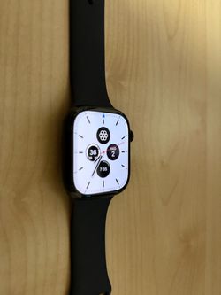 Apple Watch Series 11 – Like New
