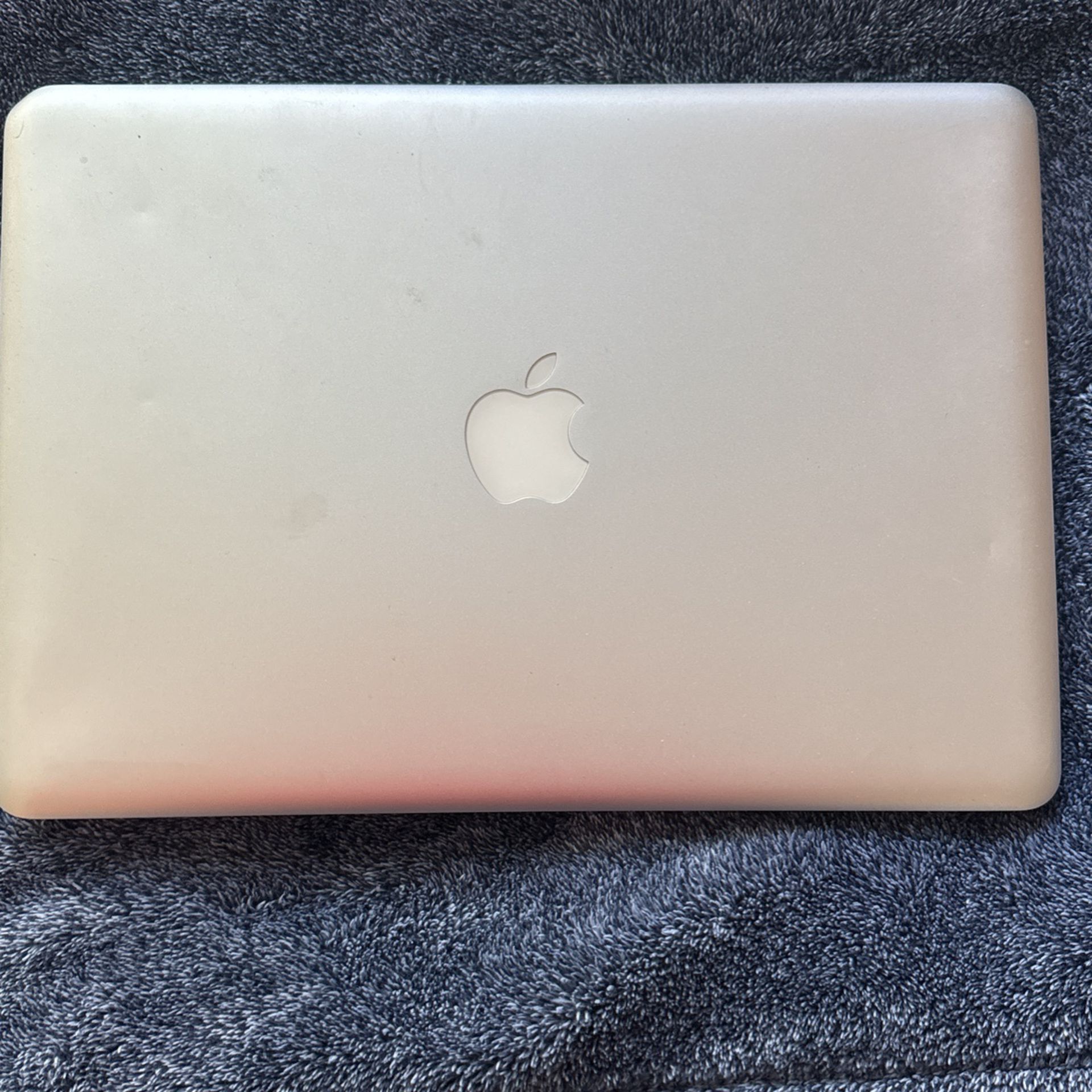 Apple MacBook Pro 2010-12