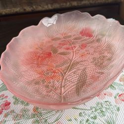 16in leaf pink depression platter