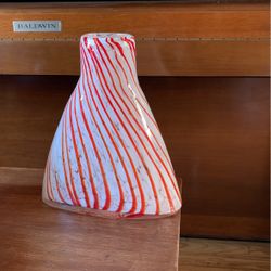 10” Tall 9” Wide Heavy Glass Vase 4.5 Lbd